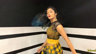 She Move It Like Badshah (Amateur Dance)